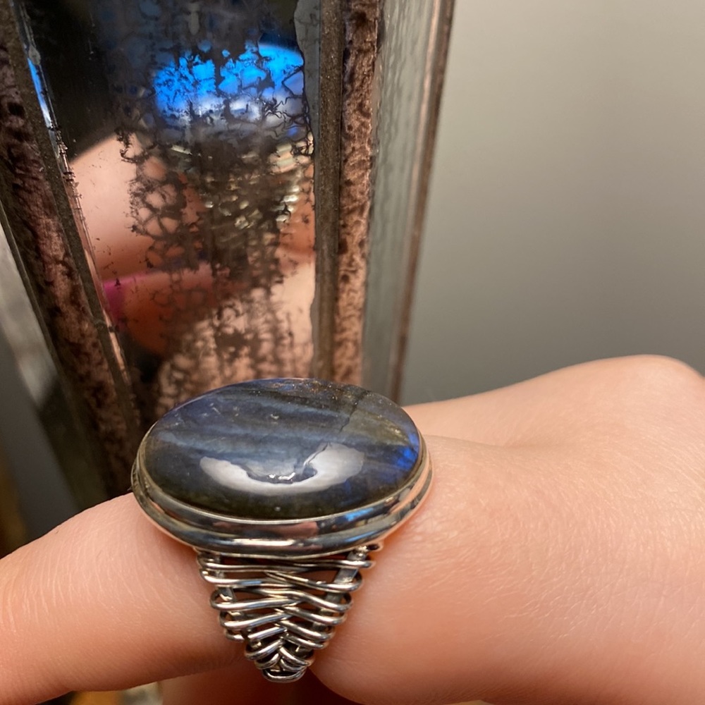 Beautiful Ring Labradorite - Picture 2 of 6